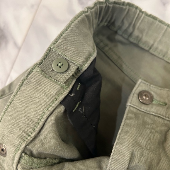 Uniqlo Kids Ultra Stretch Pants - Picture 6 of 7